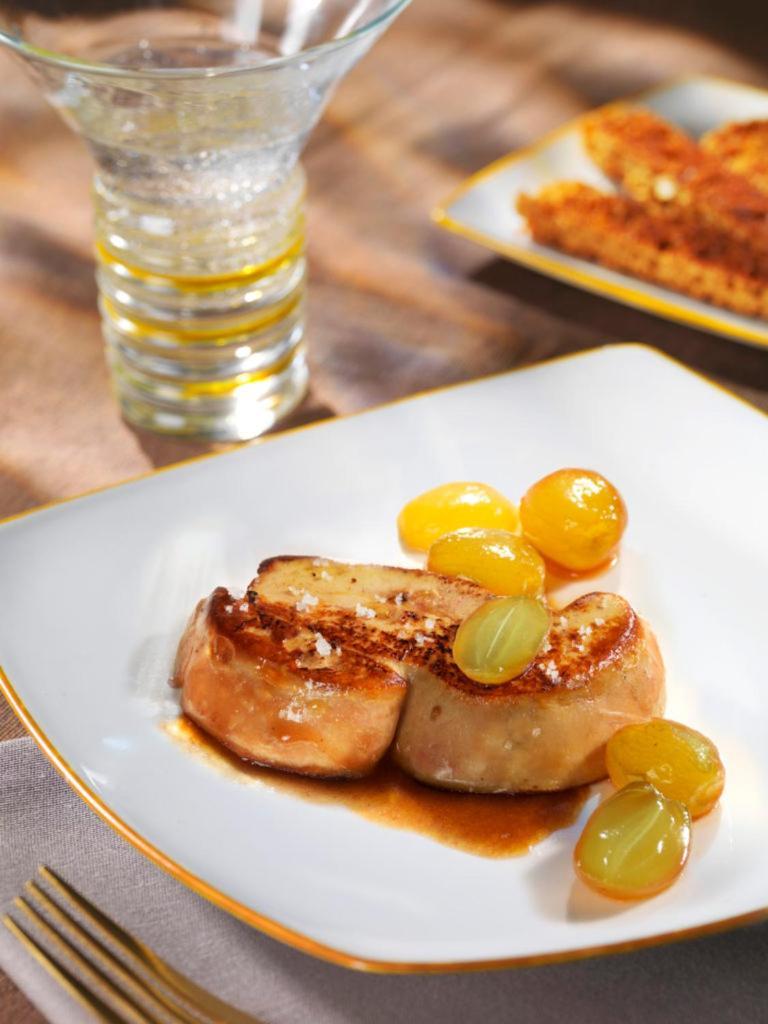 Logis Hotel - Restaurant Maison Claude Darroze Ланґон Екстер'єр фото